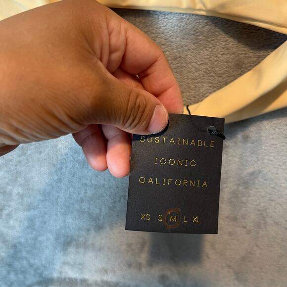 Skatie Lacey Halter Top Buttercup Yellow Size Medium New - Picture 5 of 5